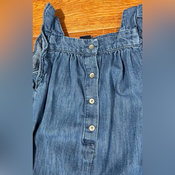 Gap Soft Denim Jumpsuit with snap bottom and button details 6-12 months - Picture 2 of 4